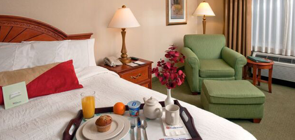 HGI Savannah guestroom web