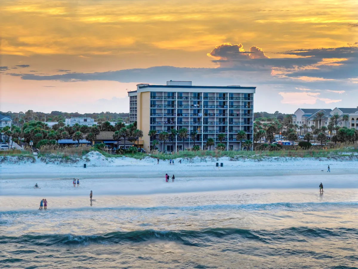 JAXJB Hampton Inn Oceanfront Jacksonville Beach FL exterior